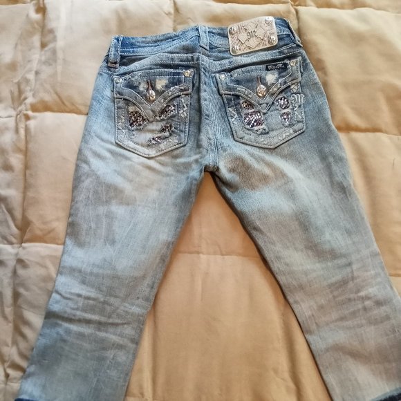 Miss Me Capri - Picture 1 of 3